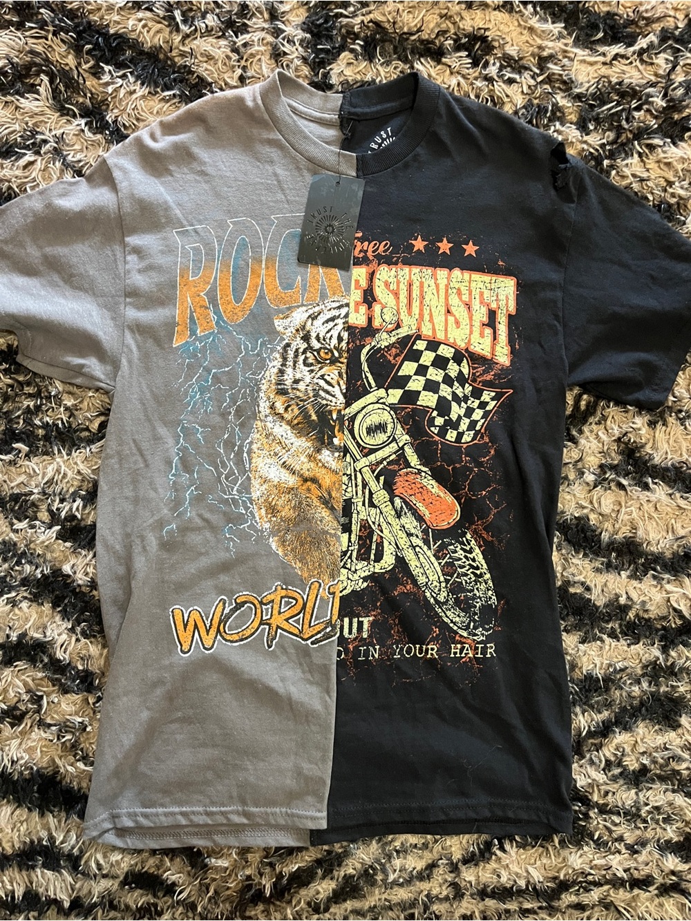 Men’s  Split-Panel T-Shirt - Black & Gray